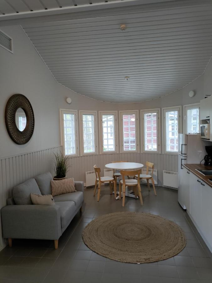 Nuorisokeskus Villa Elba Kokkola  Extérieur photo